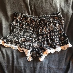 Black and white Patterned Shorts